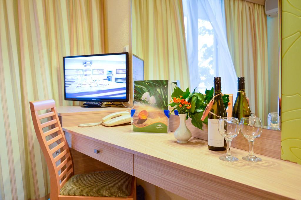 Doppel-/Zweibettzimmer mit Meerblick