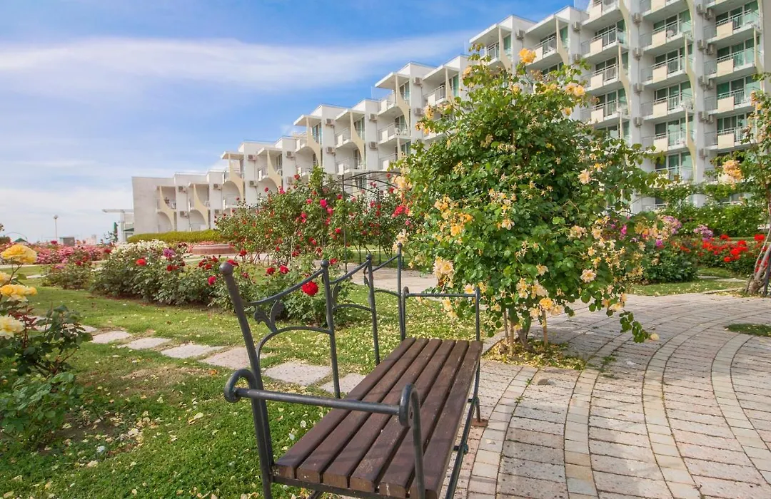 Hotel Laguna Mare-1
